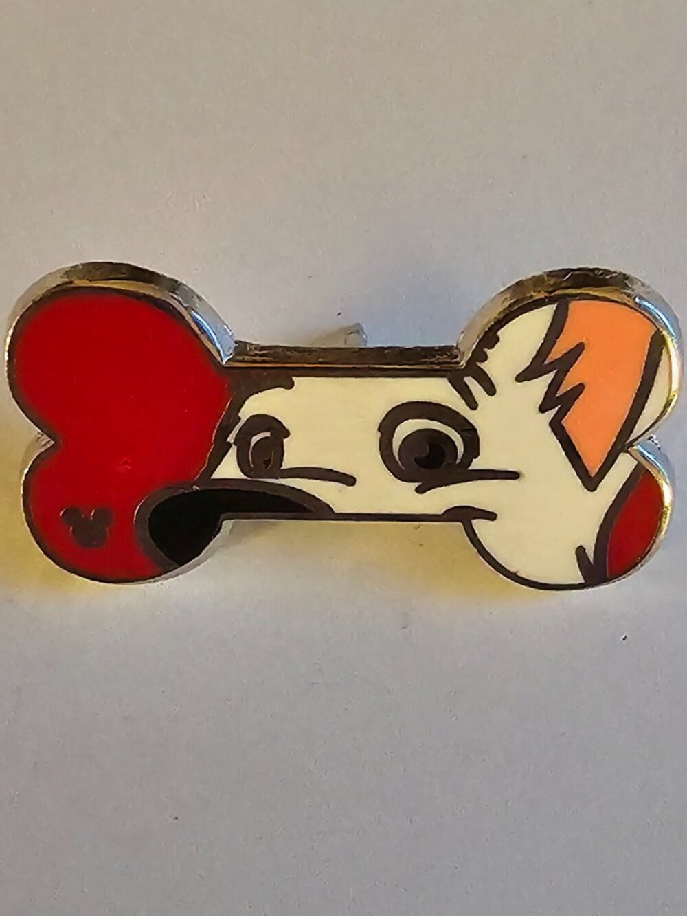 DISNEY Pin Trading ~ Dog Bone Series 4/5 ~ Bolt ~ Hidden Mickey ~ 2017 ~ P27